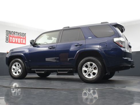 Used 2022 Toyota 4Runner SR5 RWD image 28