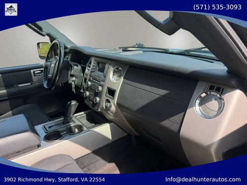 Used 2017 Ford Expedition XLT RWD image 13