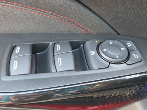 New 2026 Chevrolet Trax RS w/ Sunroof Package image 34