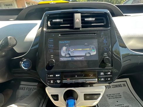 Used 2018 Toyota Prius Two w/ Prius Two Safety Plus Package FWD image 12