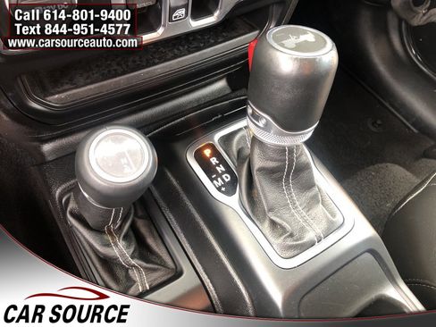 Used 2020 Jeep Wrangler Unlimited Sahara w/ Cold Weather Group image 20