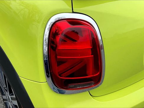 Certified 2023 MINI Cooper S image 26