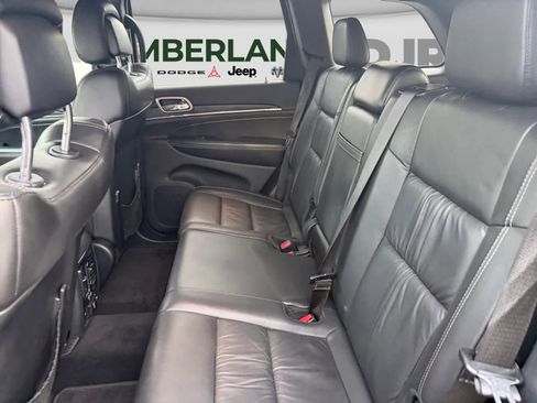 Used 2016 Jeep Grand Cherokee Limited w/ Luxury Group II AWD/4WD image 15