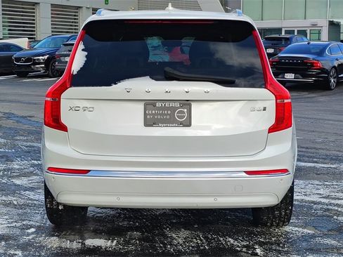 Used 2024 Volvo XC90 B6 Plus image 32