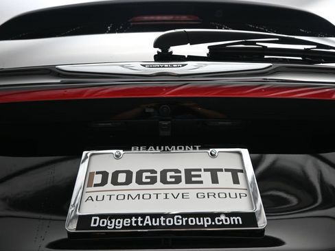 New 2026 Chrysler Pacifica Select image 24