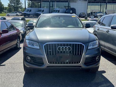 Used 2017 Audi Q5 2.0T Premium Plus w/ Technology Package image 2