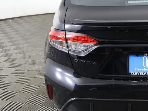 Used 2025 Toyota Corolla SE FWD image 12