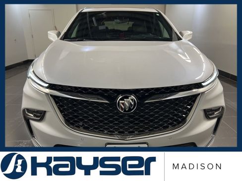 Used 2023 Buick Enclave Avenir w/ Avenir Technology Package AWD/4WD image 2