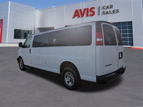 Used 2023 Chevrolet Express 3500 LS image 9
