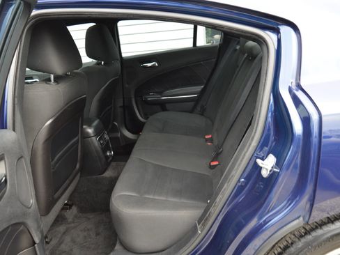 Used 2014 Dodge Charger R/T w/ Wheels & Tunes Group image 14