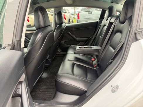 Used 2022 Tesla Model 3 Performance image 27