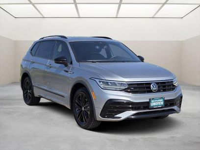 Used 2022 Volkswagen Tiguan SE R-Line