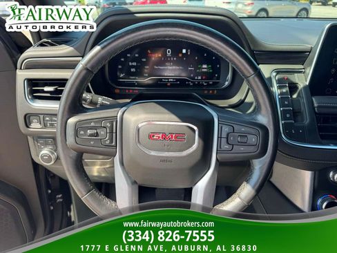 Used 2022 GMC Yukon XL SLT w/ SLT Premium Package AWD/4WD image 19