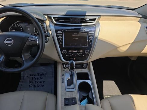 Used 2024 Nissan Murano SV FWD image 17