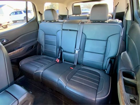 Used 2020 GMC Acadia Denali w/ Denali Ultimate Package image 27