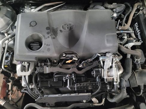 Used 2020 Toyota Camry SE image 30