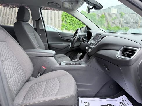 Used 2021 Chevrolet Equinox LT AWD/4WD image 26