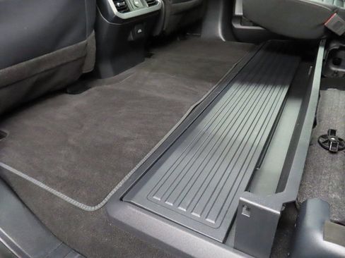 Used 2025 Ford F250 Platinum image 75