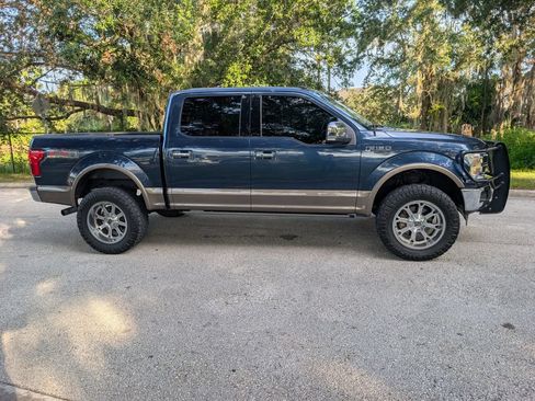 Used 2019 Ford F150 Lariat w/ Equipment Group 502A Luxury AWD/4WD image 10