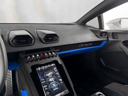 Used 2023 Lamborghini Huracan Tecnica RWD image 25