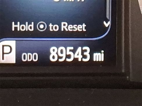 Used 2015 Toyota Sienna XLE image 22