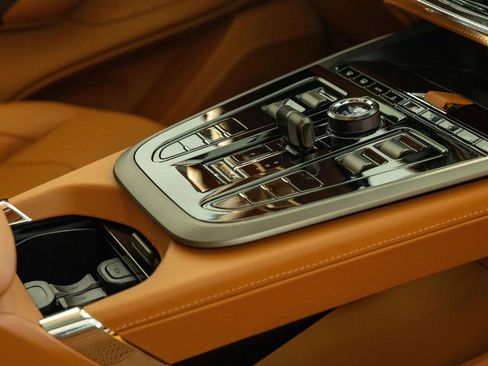 New 2026 Aston Martin DBX 707 image 28