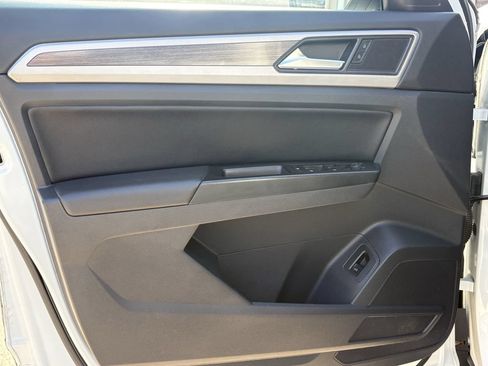 Used 2021 Volkswagen Atlas SEL FWD image 10