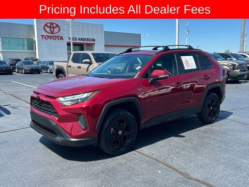 Used 2022 Toyota RAV4 XLE w/ Convenience Package AWD/4WD image 1