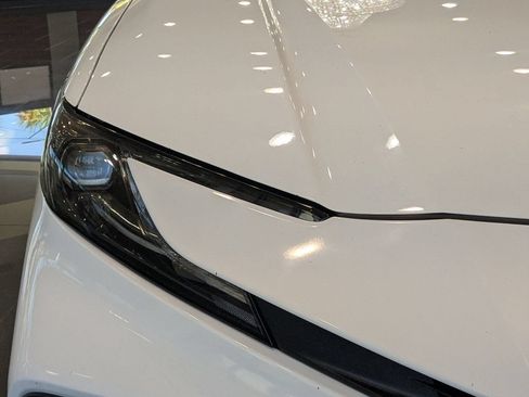 Used 2025 Toyota Camry SE FWD image 12