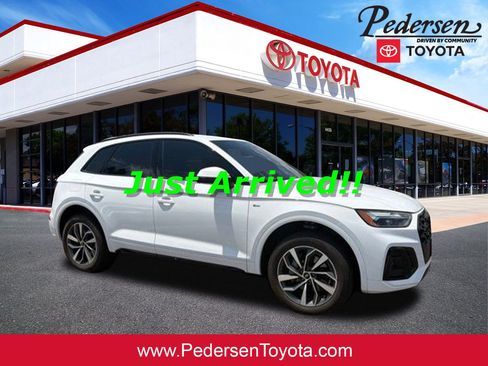 Used 2024 Audi Q5 2.0T Premium w/ Summer of Audi Package AWD/4WD image 1