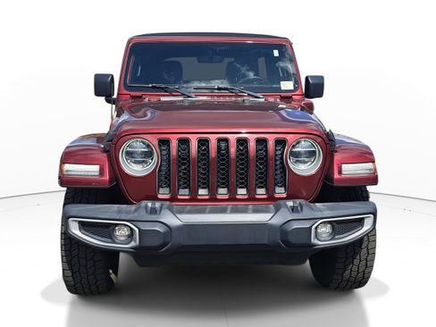Used 2021 Jeep Wrangler Unlimited Sahara image 2