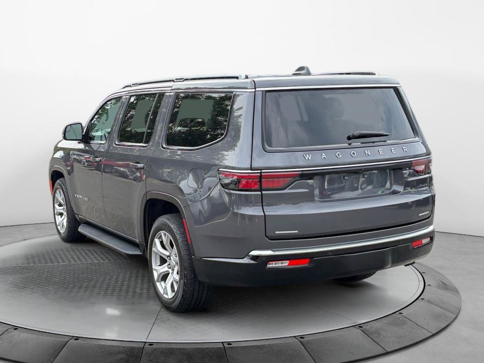 Used 2022 Jeep Wagoneer Series II AWD/4WD image 5