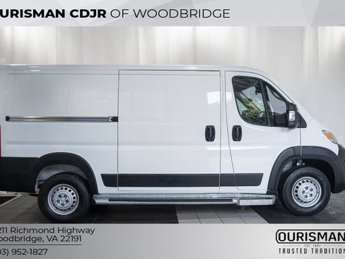 Used 2025 RAM ProMaster 2500 w/ U-Haul Equipment Group FWD image 3