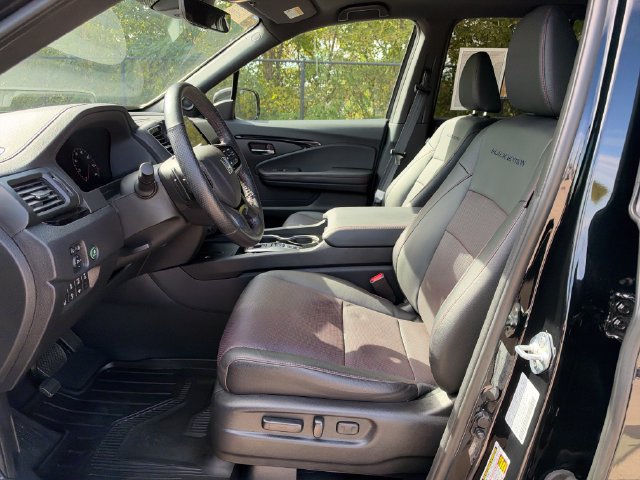 Certified 2024 Honda Ridgeline Black Edition image 11
