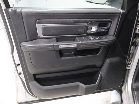 Used 2014 RAM 1500 Limited AWD/4WD image 16