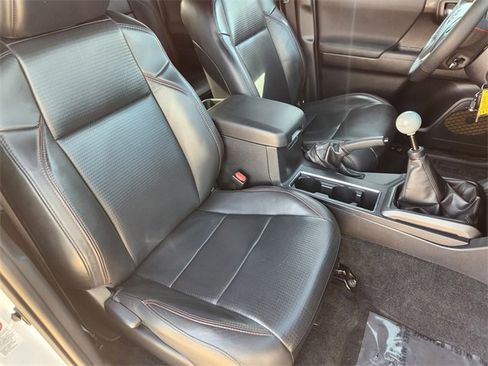 Used 2019 Toyota Tacoma TRD Pro image 10