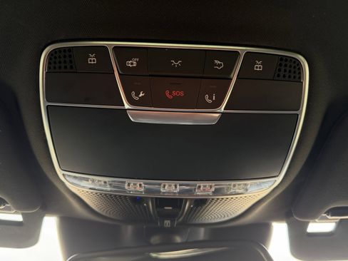 Used 2015 Mercedes-Benz S 550 Sedan w/ Premium 1 Package image 84