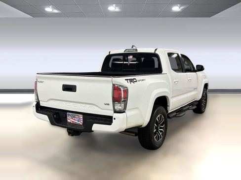 Used 2022 Toyota Tacoma TRD Sport w/ Technology Package RWD image 7