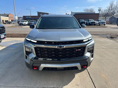 New 2026 Chevrolet Traverse Z71 image 3