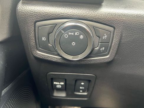 Used 2020 Ford Expedition Limited RWD image 30