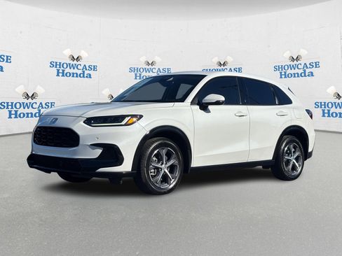 Used 2023 Honda HR-V EX-L image 2