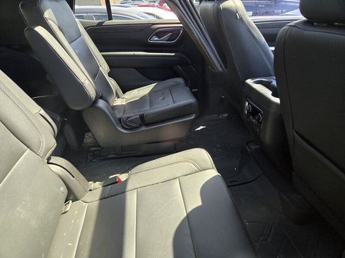 Used 2021 Chevrolet Tahoe Z71 w/ Z71 Signature Package AWD/4WD image 5
