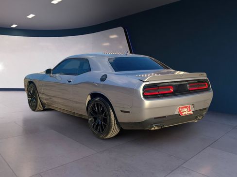 Used 2016 Dodge Challenger SXT Plus RWD image 3