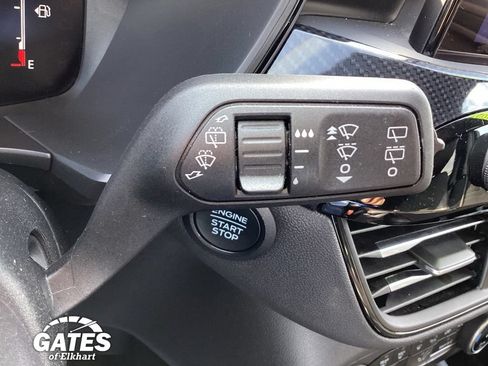 Used 2025 Ford Escape ST-Line AWD/4WD image 29