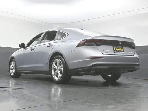 Used 2025 Honda Accord LX image 39