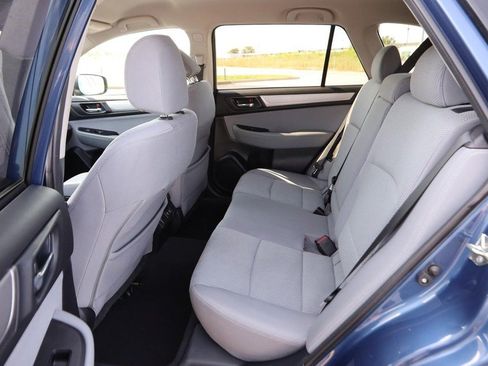 Used 2019 Subaru Outback 2.5i Premium w/ Popular Package #2 AWD/4WD image 24