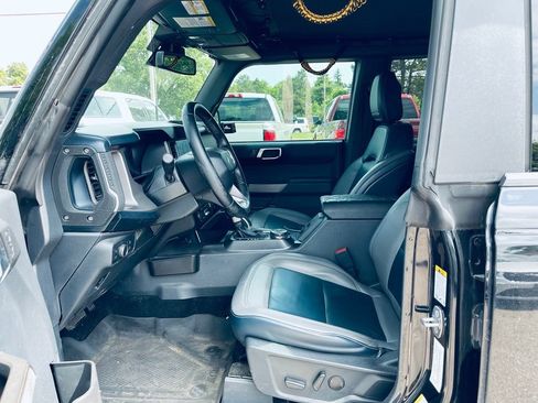 Used 2021 Ford Bronco Outer Banks AWD/4WD image 11