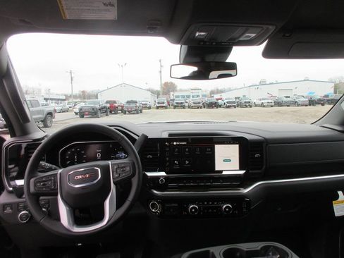New 2026 GMC Sierra 1500 SLE AWD/4WD image 15