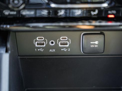 New 2025 Jeep Grand Cherokee Limited w/ MOPAR Finishing Package image 24