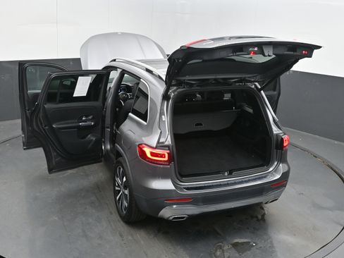 Used 2023 Mercedes-Benz GLB 250 4MATIC image 43